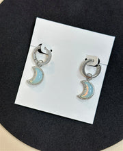 Cargar imagen en el visor de la galería, Halloween Lunar Moon Crescent-shaped Short Pendant Necklace/Earrings for Women, Fashion Jewelry, Unique Gifts