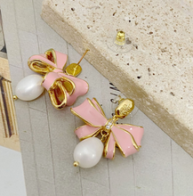 Carregar imagem no visualizador da galeria, Bowknot Jewelry Collection For Women Enamel Gold Bow Necklace Earrings Set Natural Freshwater Pearl Rhinestone Inlaid Sweet Fashion Jewelry Multiple Styles