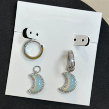Cargar imagen en el visor de la galería, Halloween Lunar Moon Crescent-shaped Short Pendant Necklace/Earrings for Women, Fashion Jewelry, Unique Gifts