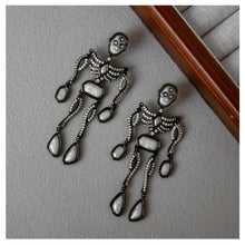 Carica l'immagine nel visualizzatore di Gallery, Halloween Skeleton Punk Gotham Style Stud Earrings for Women, Fashion Jewelry, Unique Gifts