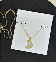 Carregar imagem no visualizador da galeria, Halloween Lunar Moon Crescent-shaped Short Pendant Necklace/Earrings for Women, Fashion Jewelry, Unique Gifts
