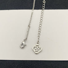 Load image into Gallery viewer, Etch Frame Oval Pendant Necklace for Women, Gold Plated Mixed Paperclip Chain Western Boho Jewelry Gift

