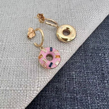 Lade das Bild in den Galerie-Viewer, Cute Pink Enamel Donut Hoop Earrings Multicolor Baguette Crystal Doughnut Drop Earrings Sweet Jewelry For Women Girls
