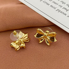 Carregar imagem no visualizador da galeria, Bowknot Jewelry Collection For Women Enamel Gold Bow Necklace Earrings Set Natural Freshwater Pearl Rhinestone Inlaid Sweet Fashion Jewelry Multiple Styles

