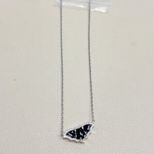 Carregar imagem no visualizador da galeria, Halloween Spooky Bat Short Pendant Necklace for Women, Fashion Jewelry, Unique Gifts
