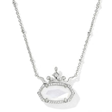 Carica l'immagine nel visualizzatore di Gallery, Princess Series Sparkling Crown Accent Short Pendant Necklace, Fashion Jewelry, Unique Gifts

