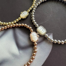 Charger l'image dans la galerie, Halloween Series Pumpkin in White Mother of Pearl Spooky Mood Stretch Bracelet/Stud Earrings, Fashion Jewelry, Unique Gifts
