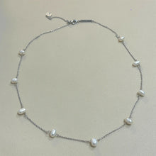 Carica l'immagine nel visualizzatore di Gallery, YEEVAA White Cultured Freshwater Pearl Strand Necklace Fashion Jewelry for Women
