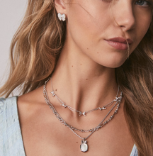Carica l'immagine nel visualizzatore di Gallery, Bow Gold/Silver Strand Necklace,Fashion Jewelry Gift Idea
