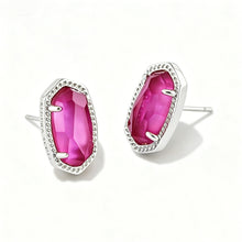 Lade das Bild in den Galerie-Viewer, Oval Stud Earrings in Azalea Pink, Gold/Silver/Rose Gold Plated Minimalist Jewelry for Women
